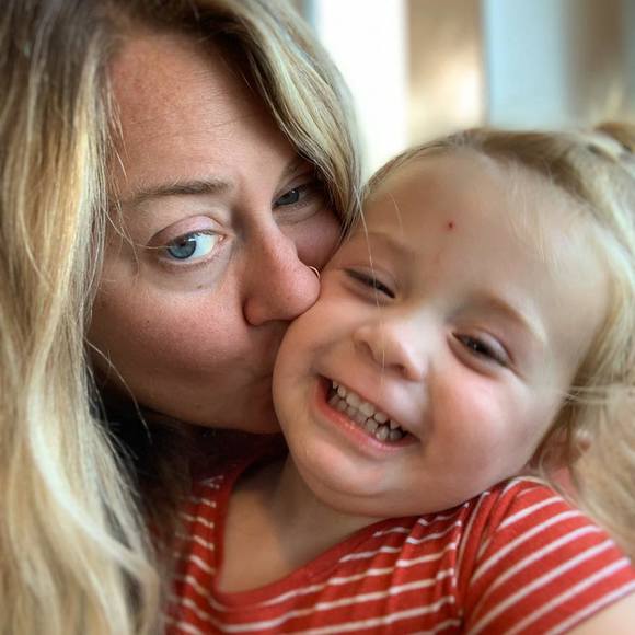 Meet your Posher, Caitlin - Picture 1 of 1